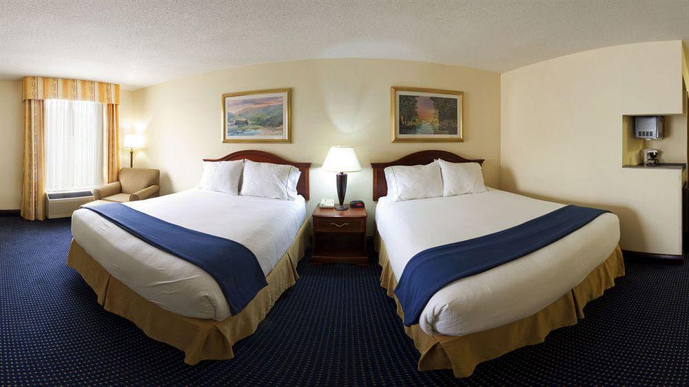 Holiday Inn Express & Suites Atlanta Perimeter Mall Hotel By Ihg Sandy Springs Exteriér fotografie