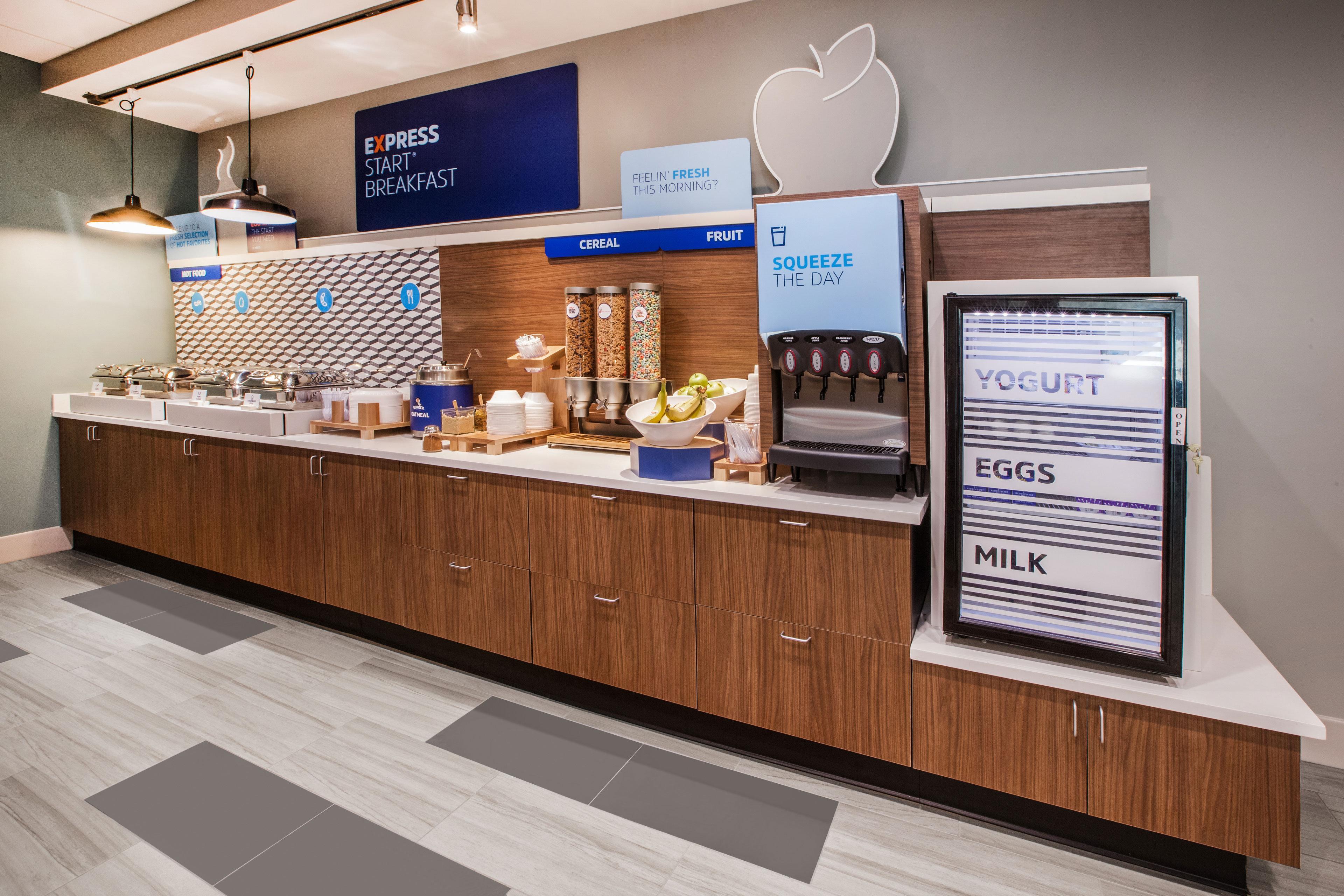 Holiday Inn Express & Suites Atlanta Perimeter Mall Hotel By Ihg Sandy Springs Exteriér fotografie