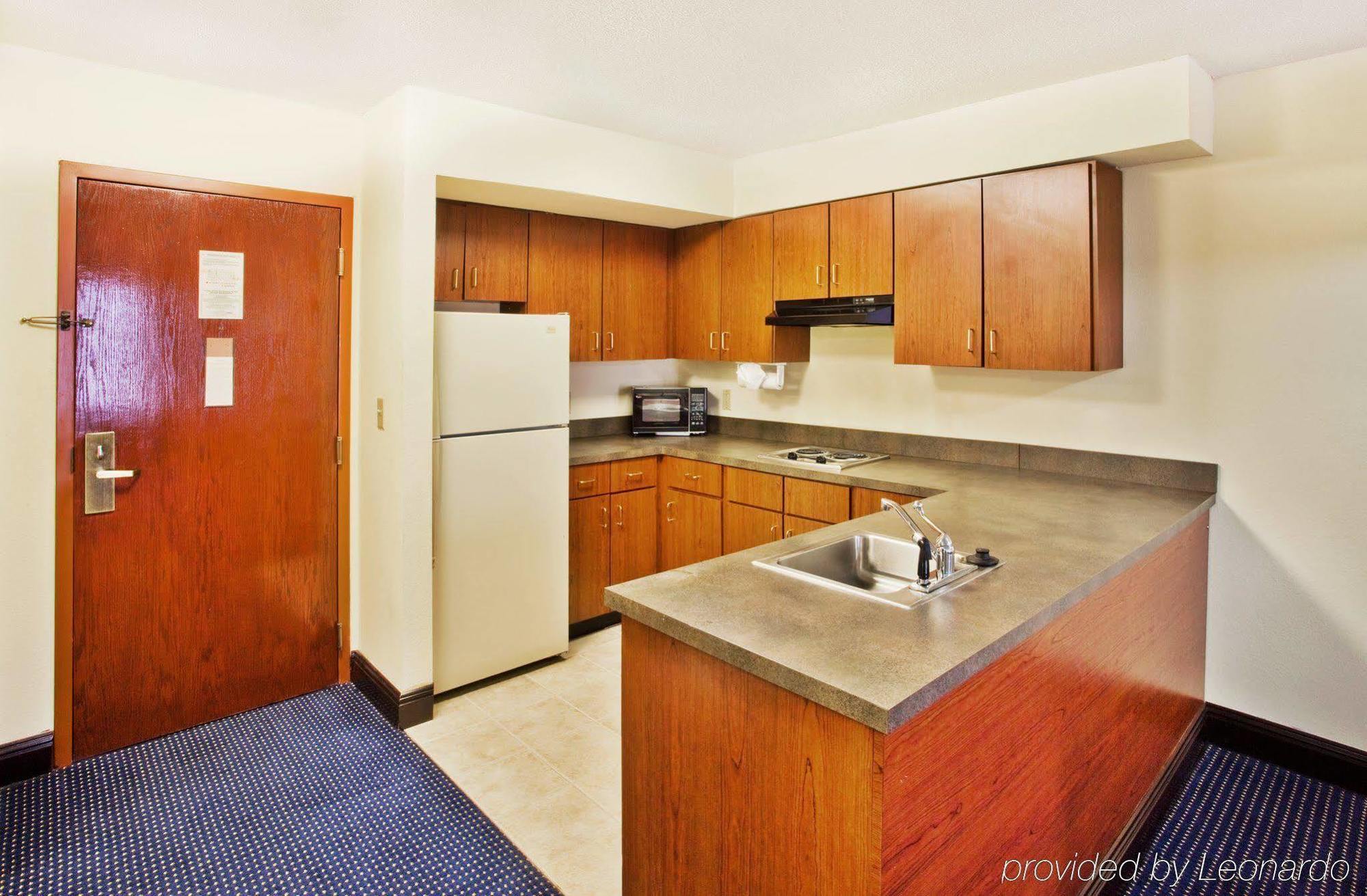 Holiday Inn Express & Suites Atlanta Perimeter Mall Hotel By Ihg Sandy Springs Pokoj fotografie
